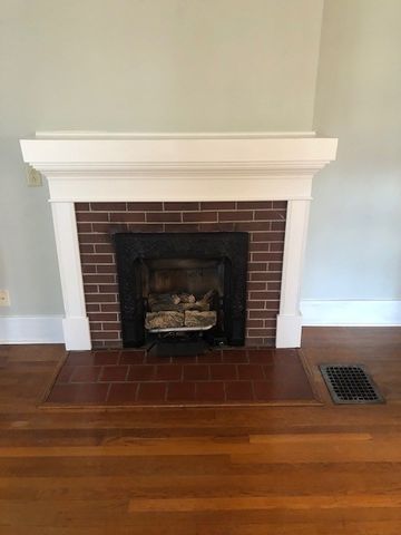 111 McCreary Hts, Dickson, TN 37055