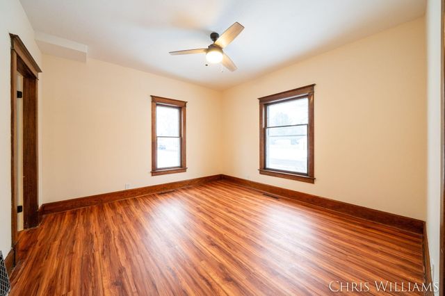 402 W Clinton Street, Hastings, MI 49058