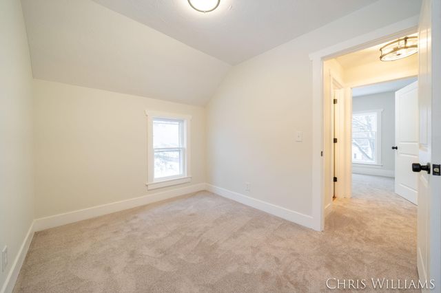 402 W Clinton Street, Hastings, MI 49058