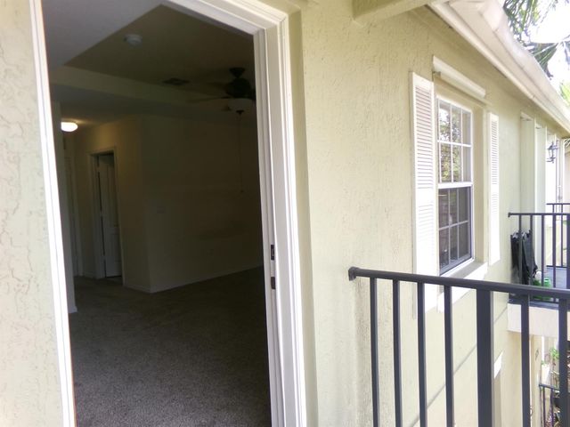 2132 SE Eatonville Drive, Port Saint Lucie, FL 34952