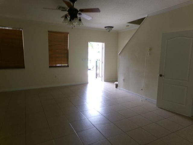 2132 SE Eatonville Drive, Port Saint Lucie, FL 34952