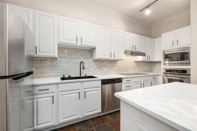 7134 Mapleridge Street 3G, Houston, TX 77081