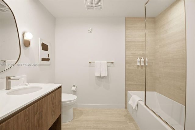 1611 SW 2nd Avenue 301, Miami, FL 33129