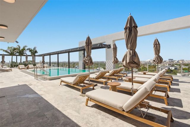 1611 SW 2nd Avenue 301, Miami, FL 33129