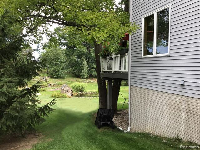3616 Wedgewood Drive, Lapeer, MI 48446