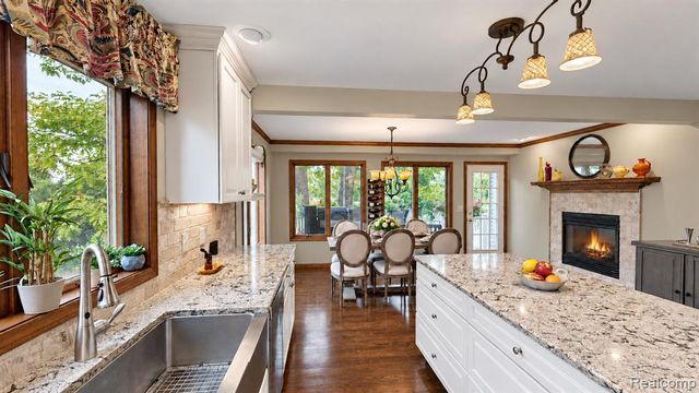 3616 Wedgewood Drive, Lapeer, MI 48446