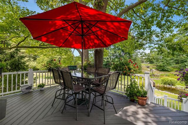 3616 Wedgewood Drive, Lapeer, MI 48446