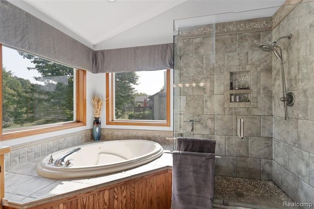 3616 Wedgewood Drive, Lapeer, MI 48446