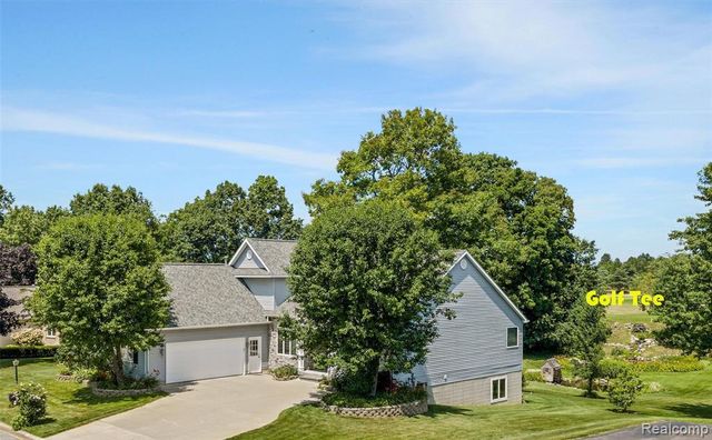 3616 Wedgewood Drive, Lapeer, MI 48446