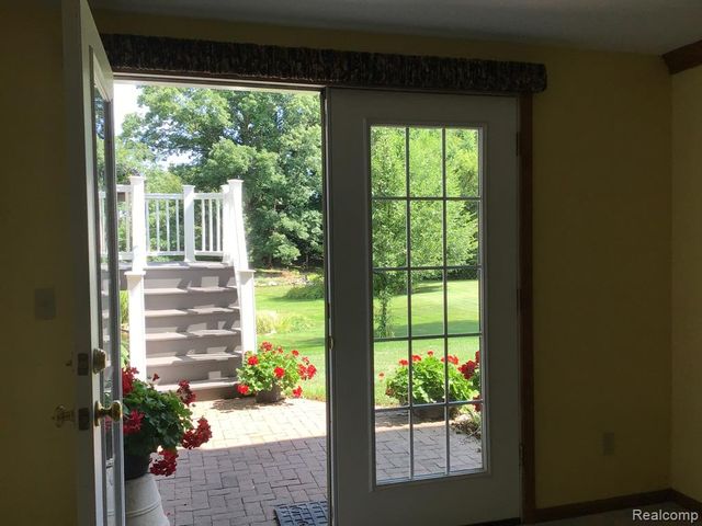 3616 Wedgewood Drive, Lapeer, MI 48446