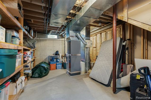 3616 Wedgewood Drive, Lapeer, MI 48446
