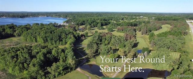 3616 Wedgewood Drive, Lapeer, MI 48446