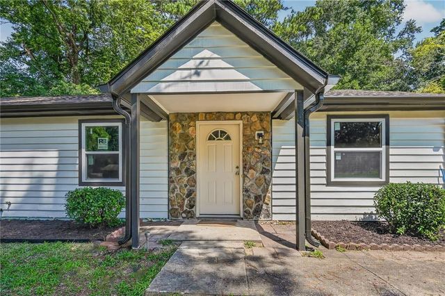773 Whitehall Drive, Lawrenceville, GA 30043