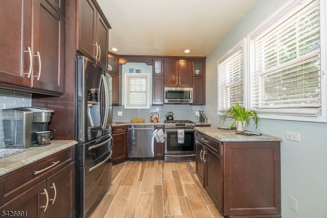 2160 Allen St, Rahway City, NJ 07065