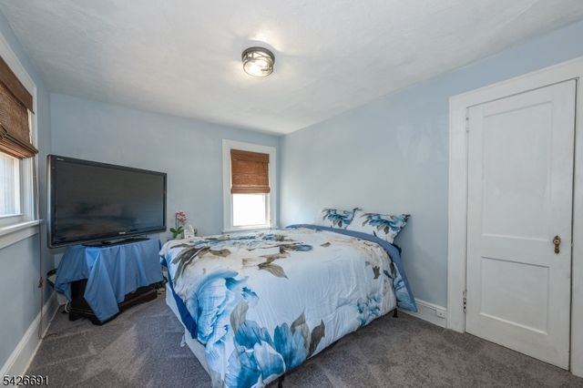 2160 Allen St, Rahway City, NJ 07065