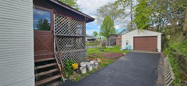 255 Hazelwood Avenue, Buffalo, NY 14215