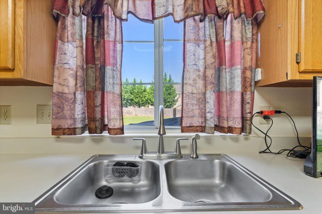2929 MARSH HAWK DR, Waldorf, MD 20603