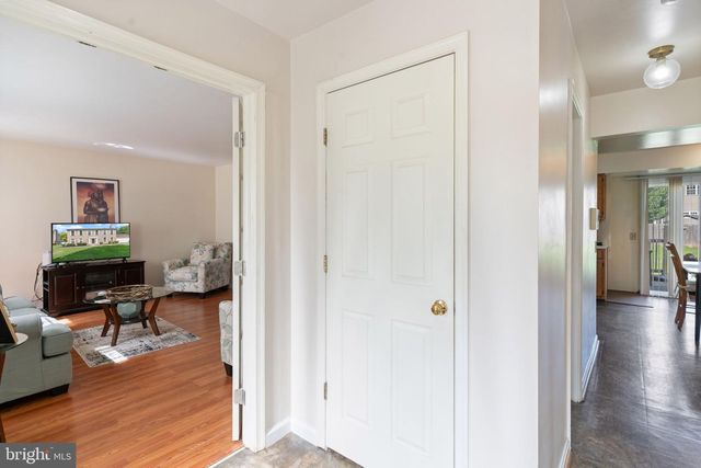 2929 MARSH HAWK DR, Waldorf, MD 20603