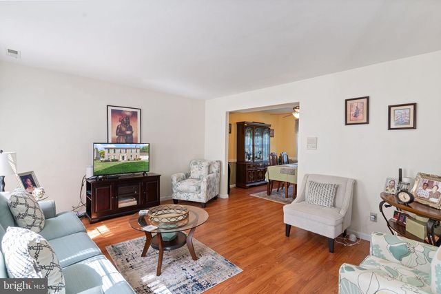 2929 MARSH HAWK DR, Waldorf, MD 20603