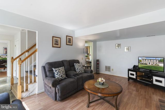 2929 MARSH HAWK DR, Waldorf, MD 20603