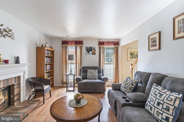 2929 MARSH HAWK DR, Waldorf, MD 20603