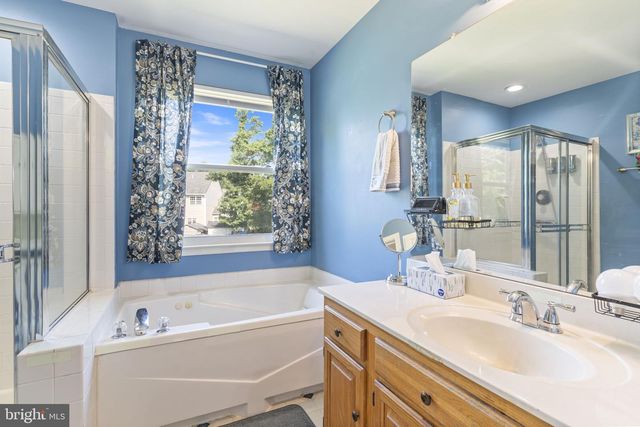 2929 MARSH HAWK DR, Waldorf, MD 20603
