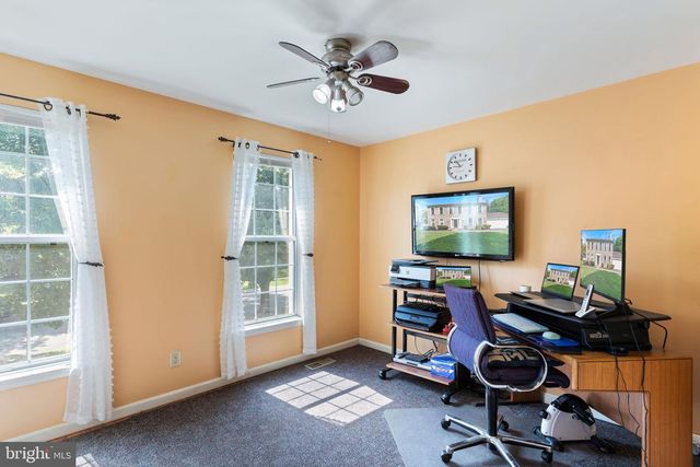 2929 MARSH HAWK DR, Waldorf, MD 20603