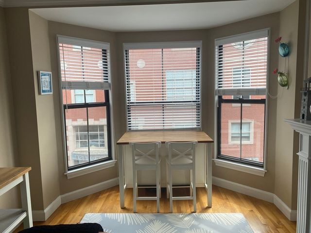 6 Clarendon St 302, Boston, MA 02116