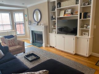 6 Clarendon St 302, Boston, MA 02116