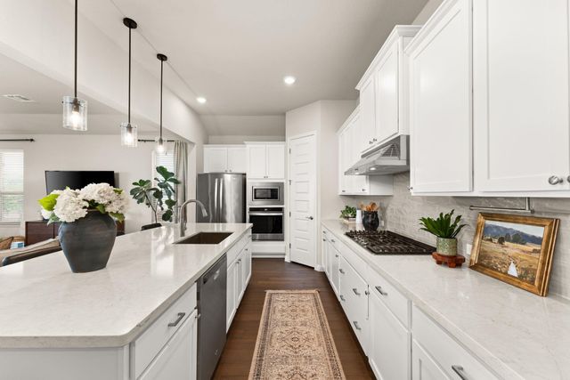 7105 Jument DR, Austin, TX 78738