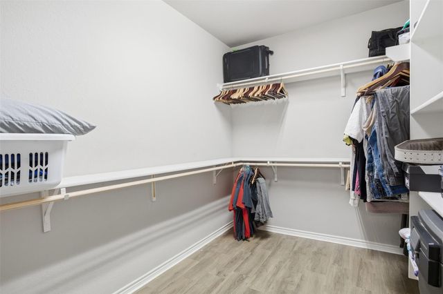 511 Taylor DR, Horseshoe Bay, TX 78657