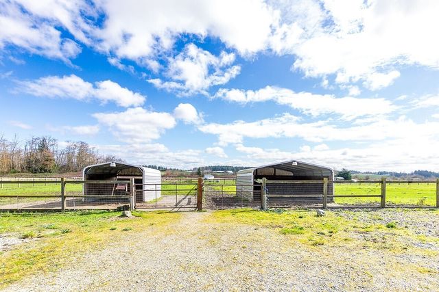 1013 Mallard Lane, Camano Island, WA 98282