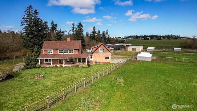 1013 Mallard Lane, Camano Island, WA 98282