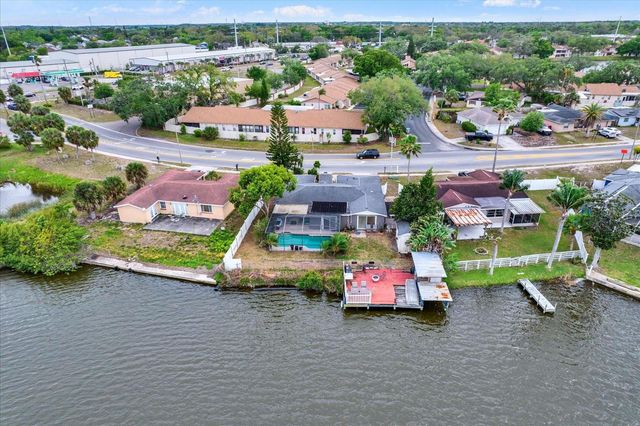 3931 HOLIDAY LAKE DRIVE, Holiday, FL 34691