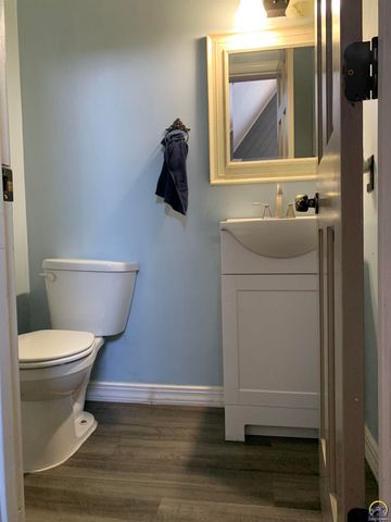 1767 Road 190, Emporia, KS 66801