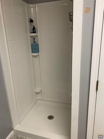 1767 Road 190, Emporia, KS 66801