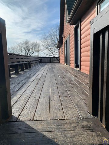 1767 Road 190, Emporia, KS 66801