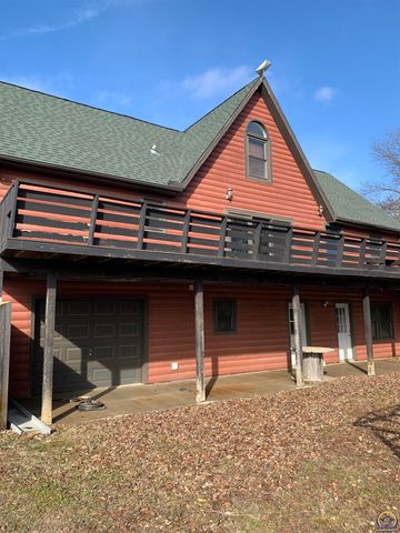 1767 Road 190, Emporia, KS 66801