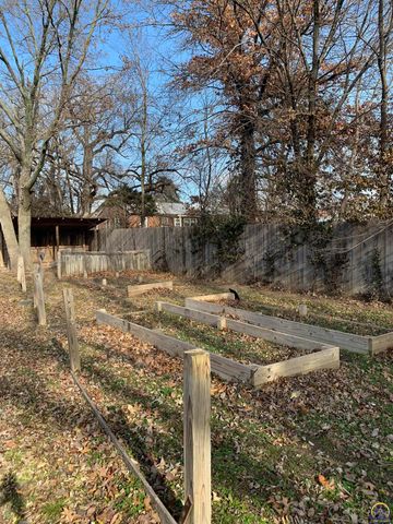 1767 Road 190, Emporia, KS 66801