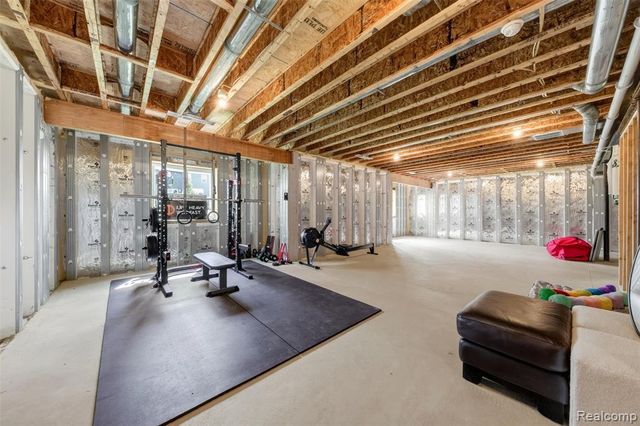 2169 Dabate Drive, Howell, MI 48843
