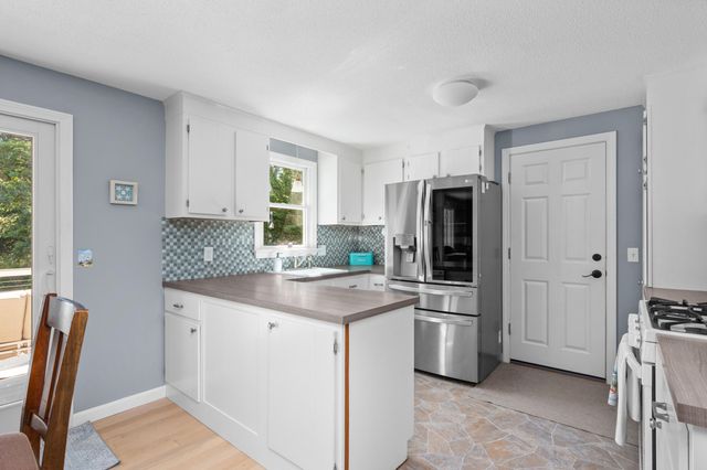 37 Glenwood Drive, Harwich, MA 02645