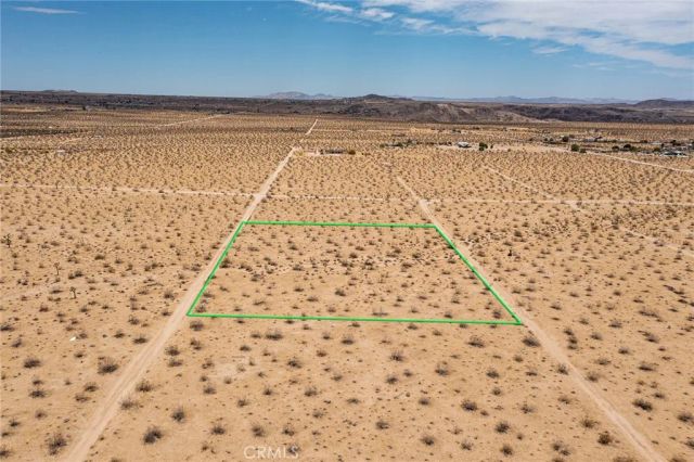 5589 Sutton, Joshua Tree, CA 92252
