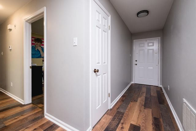 4 Oak Forest Cove, Maumelle, AR 72113