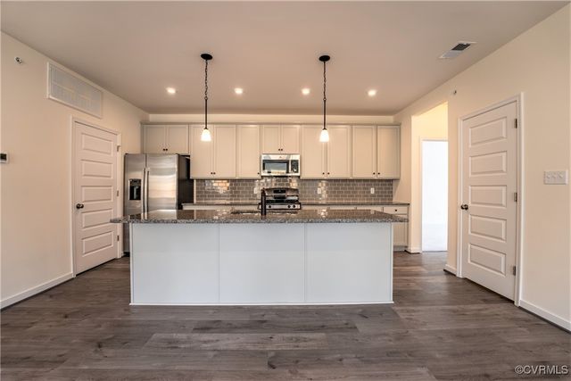 5305 Twisting Vine Ln Unit#201, Glen Allen, VA 23059