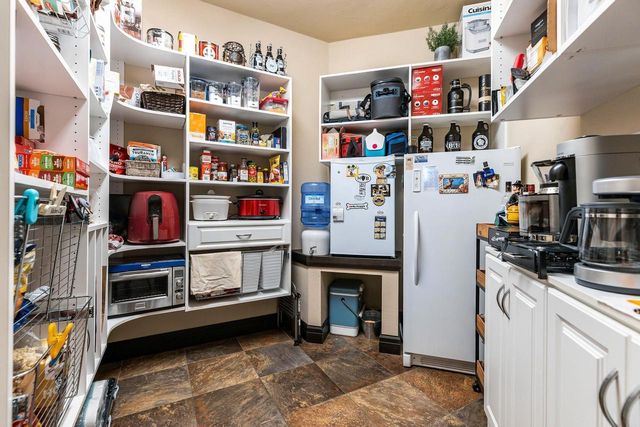 W3642 EQUESTRIAN TRAIL, Freedom, WI 54913