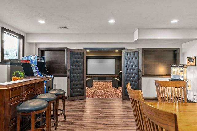 W3642 EQUESTRIAN TRAIL, Freedom, WI 54913