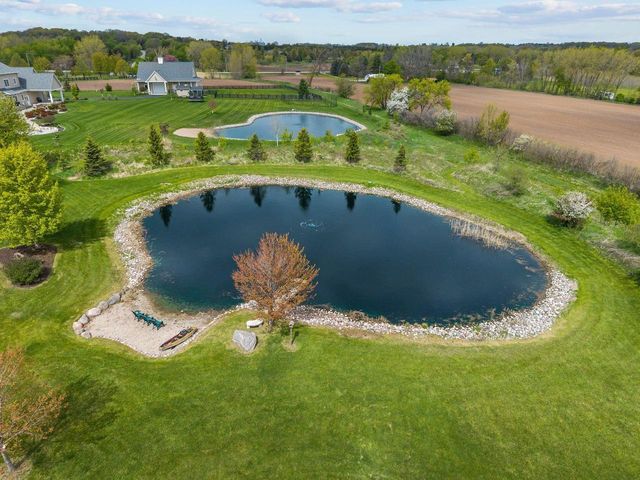 W3642 EQUESTRIAN TRAIL, Freedom, WI 54913