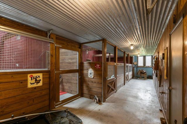 W3642 EQUESTRIAN TRAIL, Freedom, WI 54913