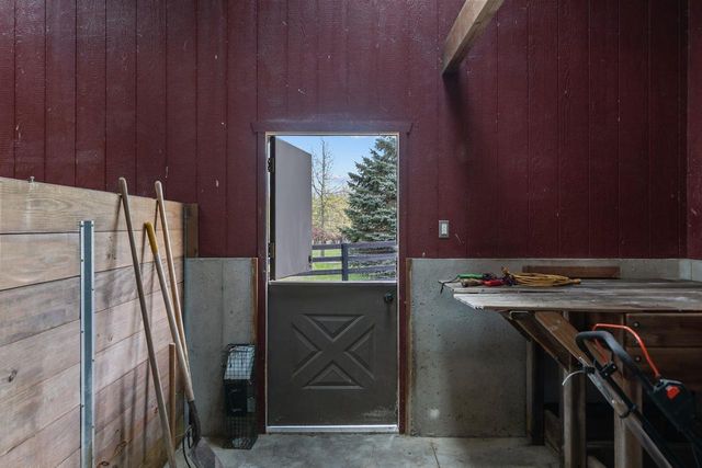 W3642 EQUESTRIAN TRAIL, Freedom, WI 54913
