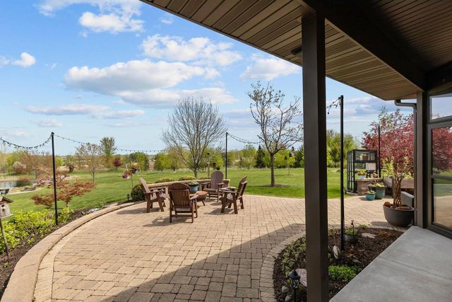 W3642 EQUESTRIAN TRAIL, Freedom, WI 54913